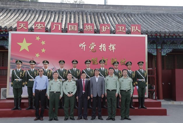 为国旗护卫队研制鞋靴消毒烘干设备